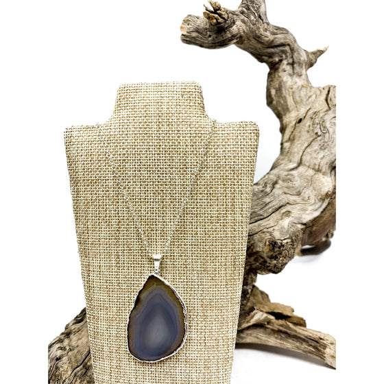 Neutral Gray Agate Slice Necklace | Natural Agate Necklace | Great Gift.